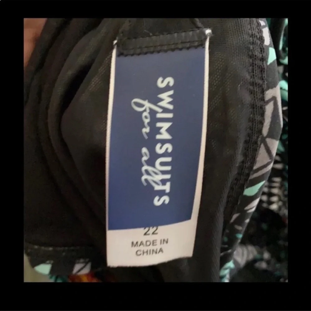 Nwt swimsuits for all cut out swimsuit